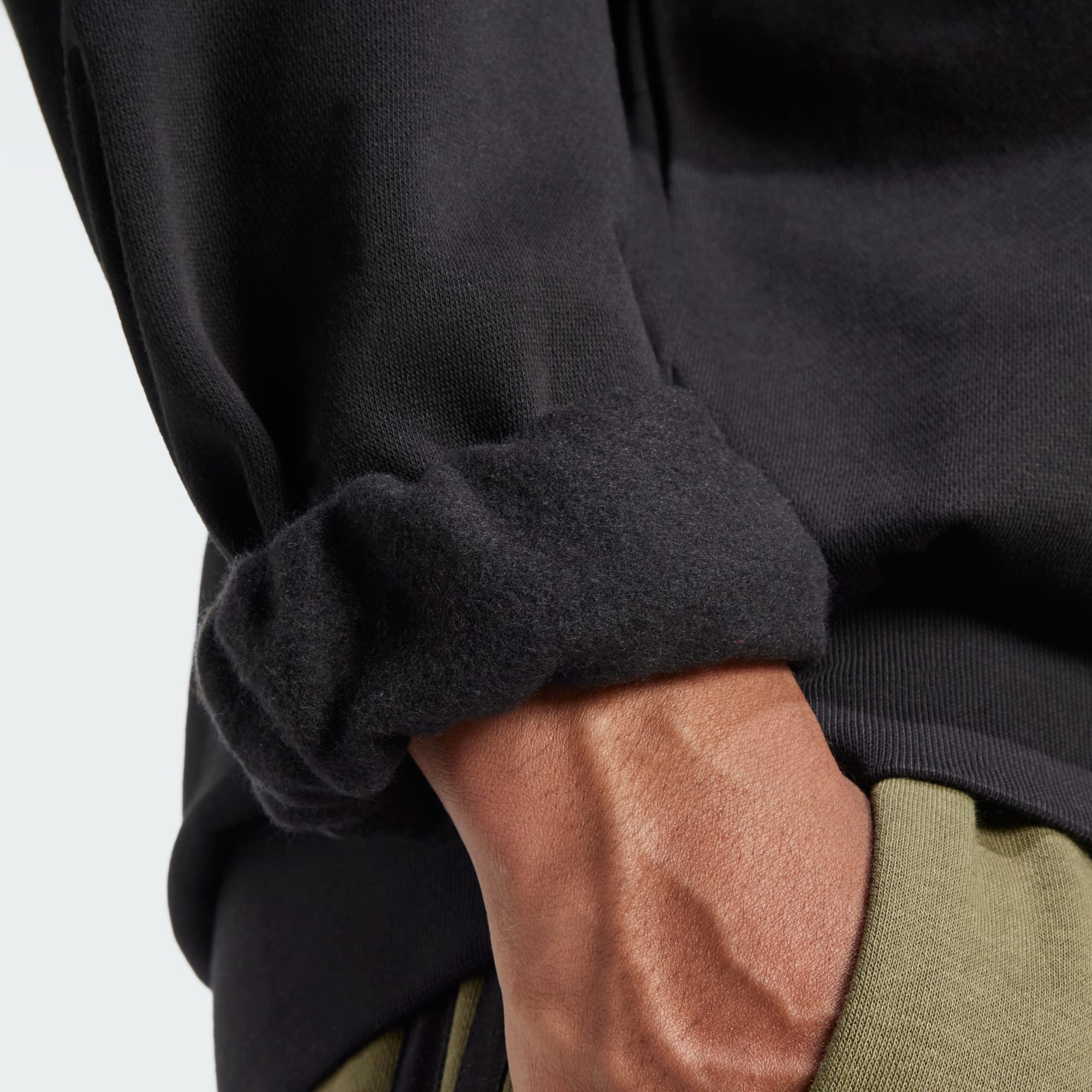 Adidas Men's Feelcozy Fleece Crew Black Sweatshirt - Image 6