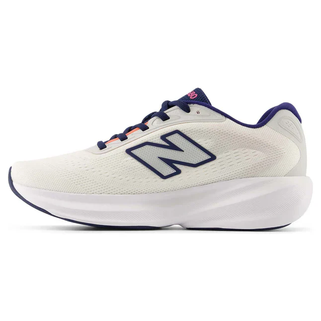 New Balance Women's Fresh Foam 680v9 White/Sea Salt Running Shoes (Width D) - Image 2